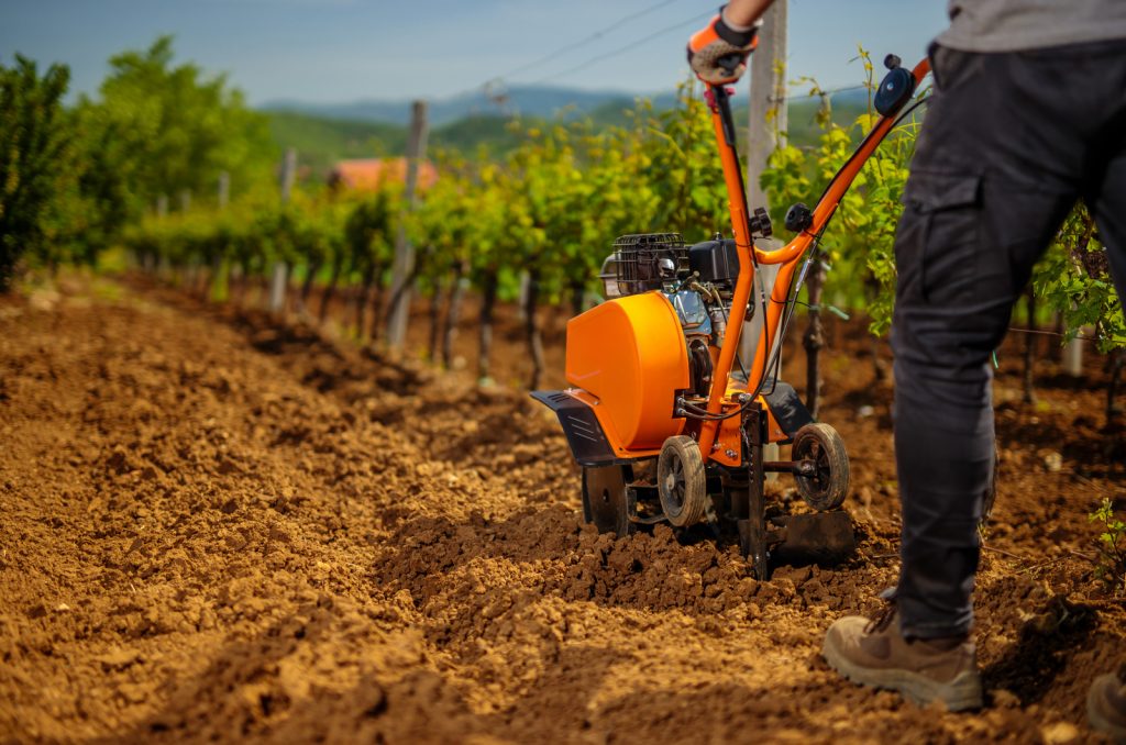 What Is The Best Tiller For Breaking New Ground in 2022?