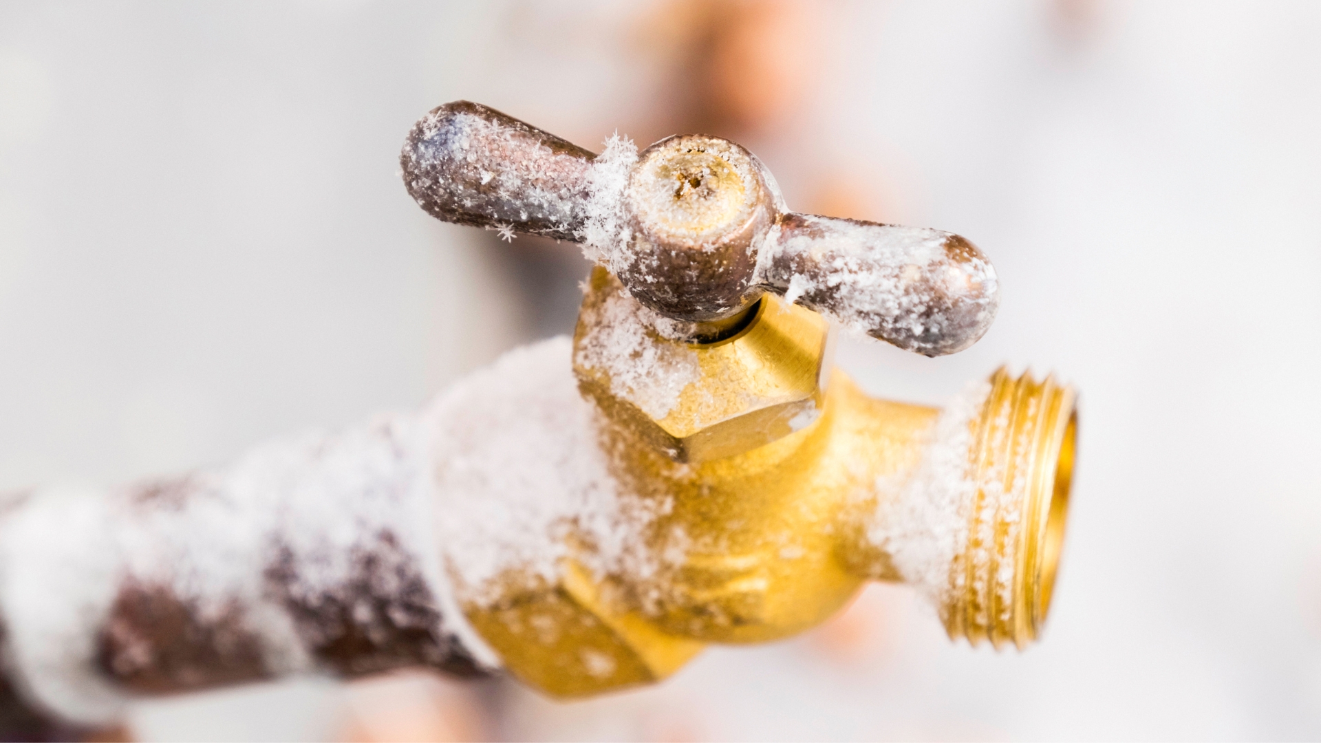 5 Tips To Help You Stop Your Outdoor Spigots From Freezing
