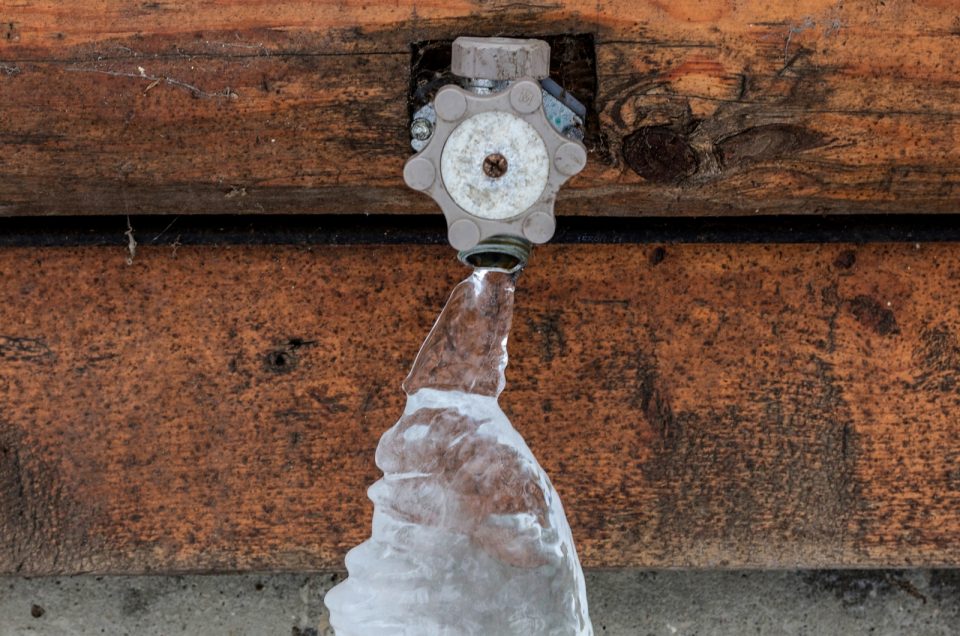 5 Tips To Help You Stop Your Outdoor Spigots From Freezing