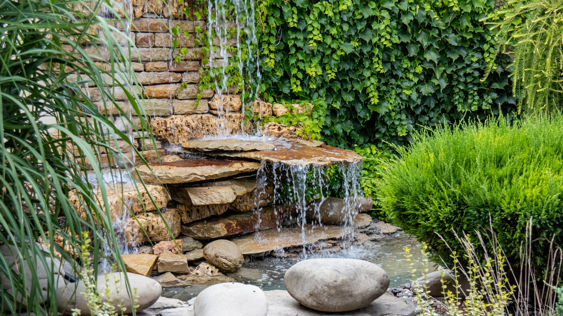 27 Creative Ways to Use Rocks in Your Landscaping