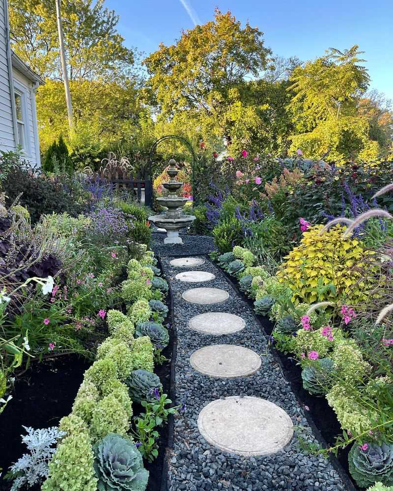 Bold Garden Pathways