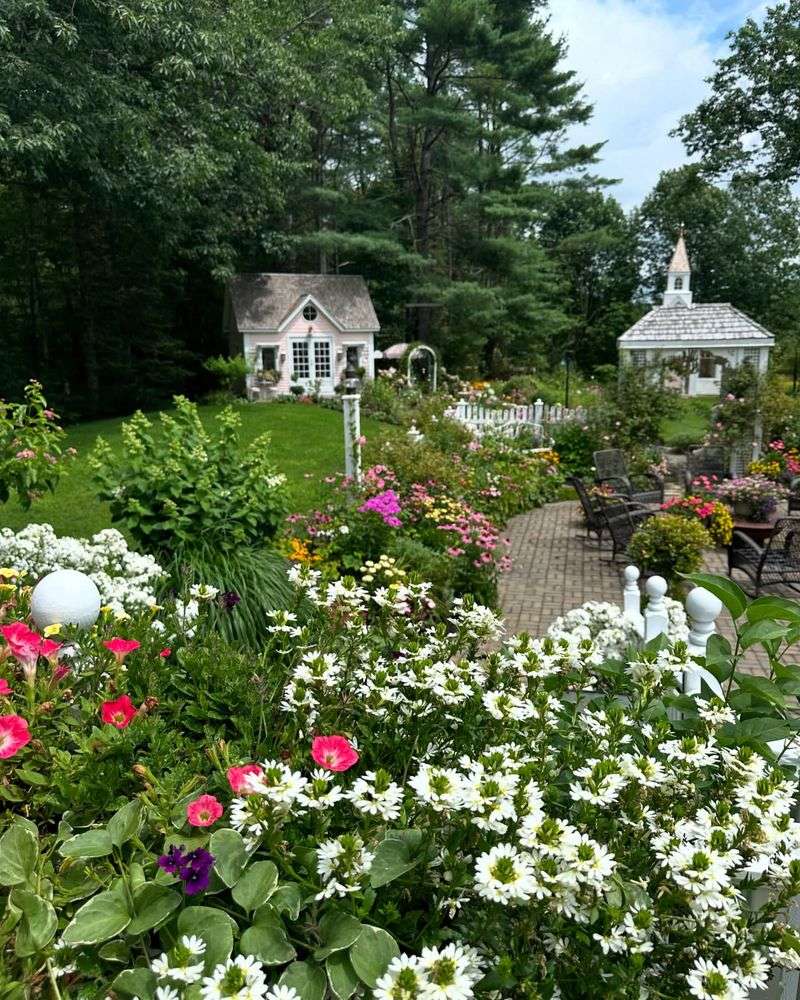 Cottage Garden