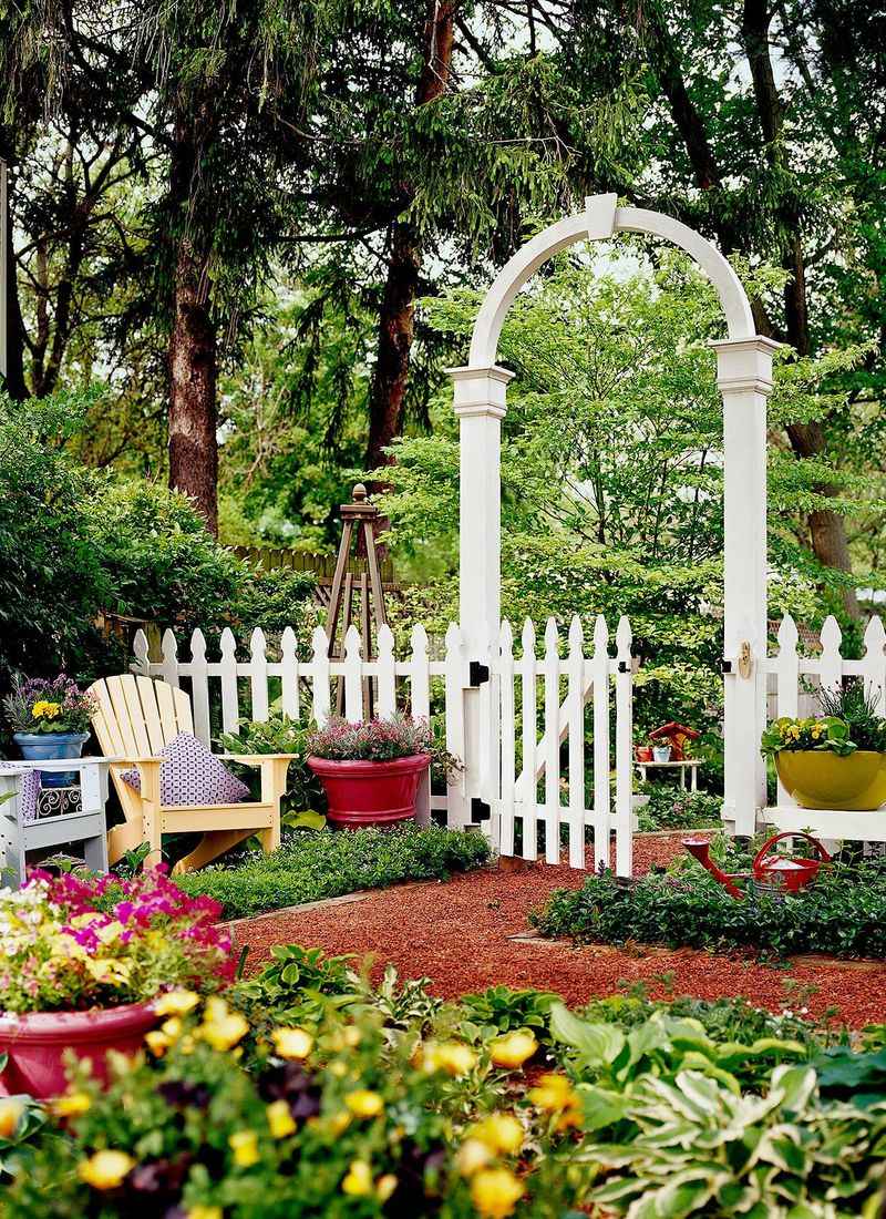 Quaint Cottage Arch