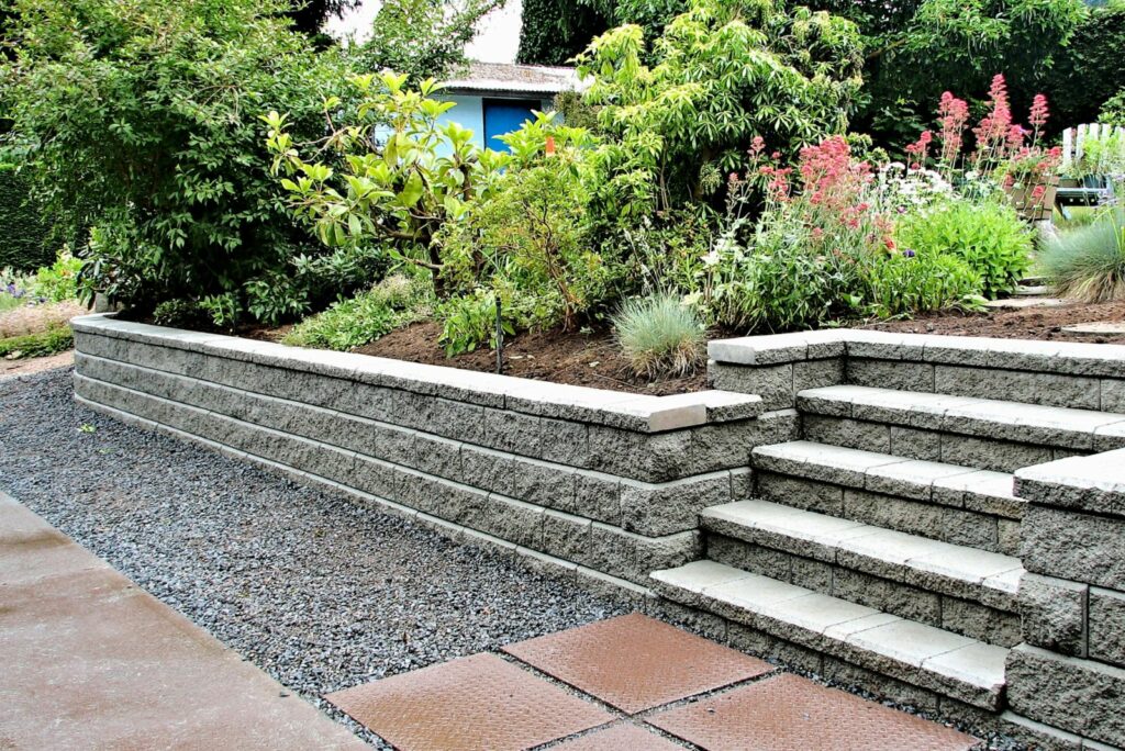 Retaining Walls in the Garden