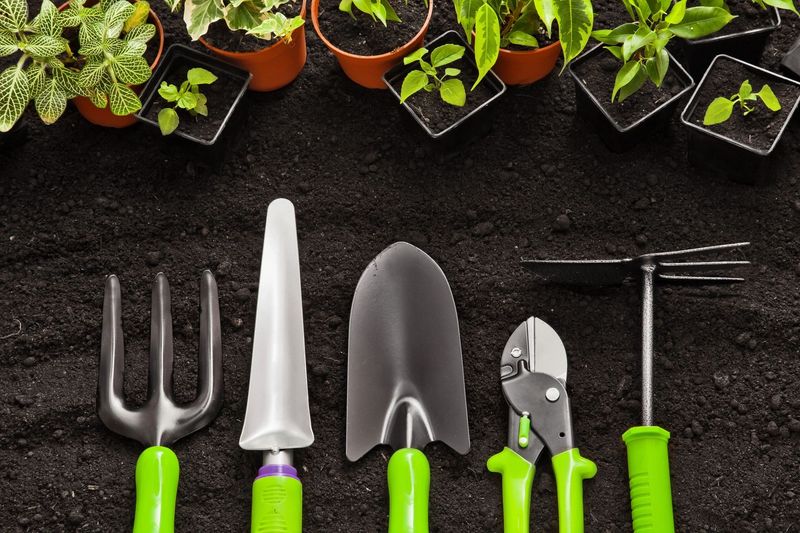 Share Gardening Equipment