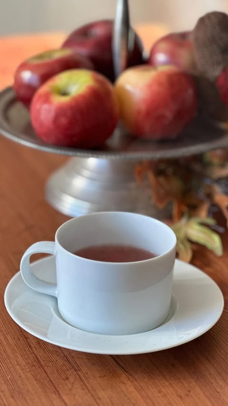 Apple Peel Tea