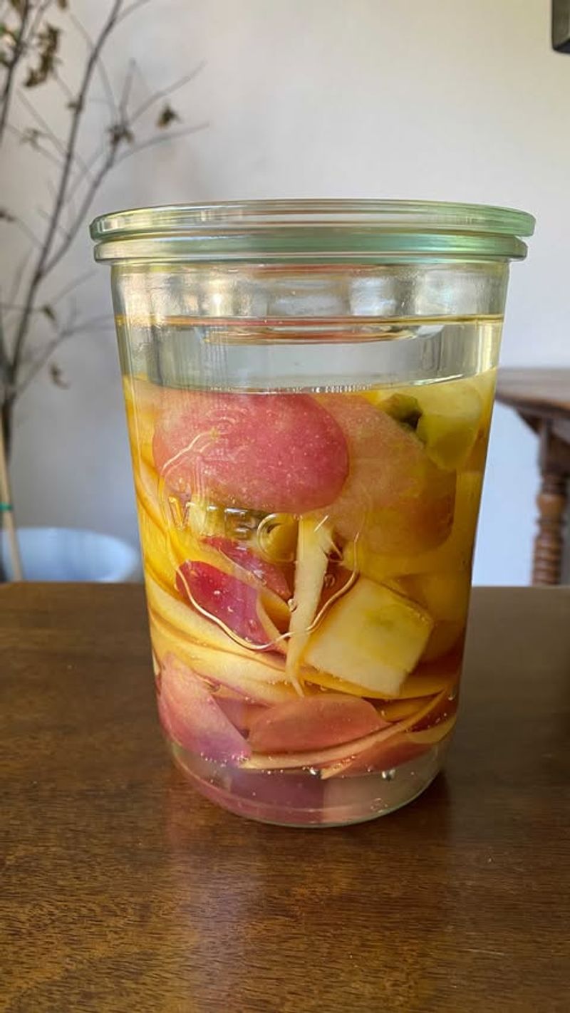 Apple Peel Vinegar Cleaner