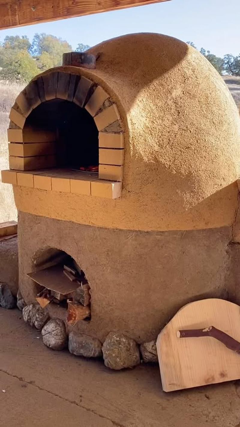 Build Earthen Ovens