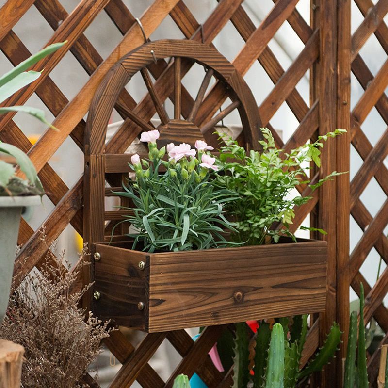 Wall-mounted hanging baskets