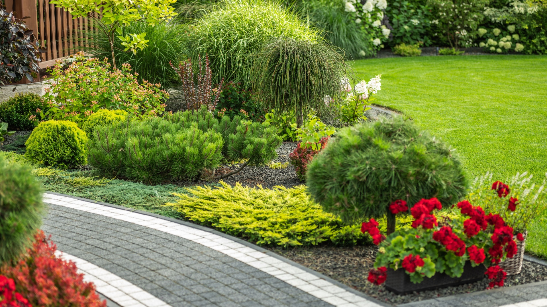 How To Edge And Define Garden Beds For A Polished Finish (Plus 11 Tips What Not To Do)