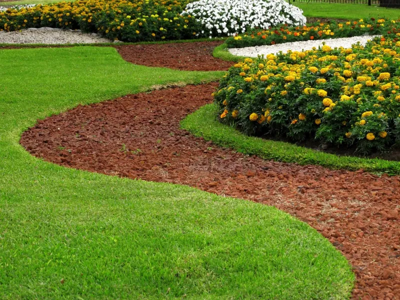 Create a natural edge with mulch