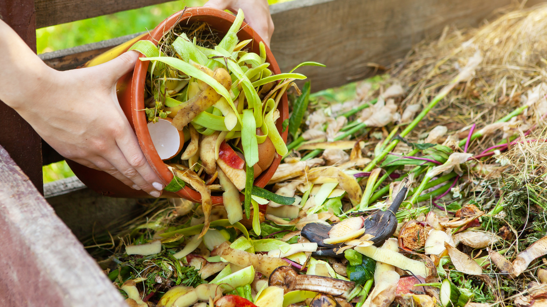 20 Fastest Ways To Make Rich, Organic Compost At Home (Plus A Few Benefits Of Doing It)