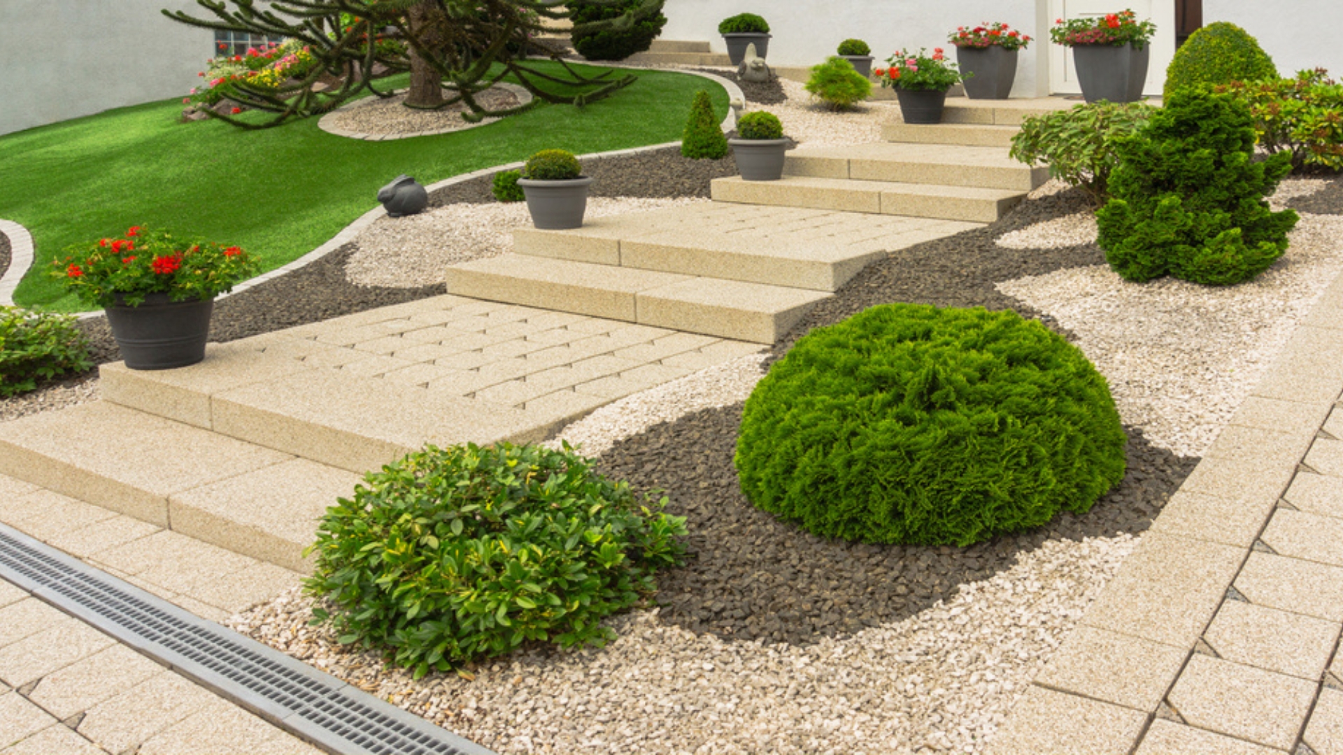 sloped backyard