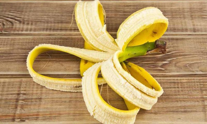 Banana Peel Teeth Whitening