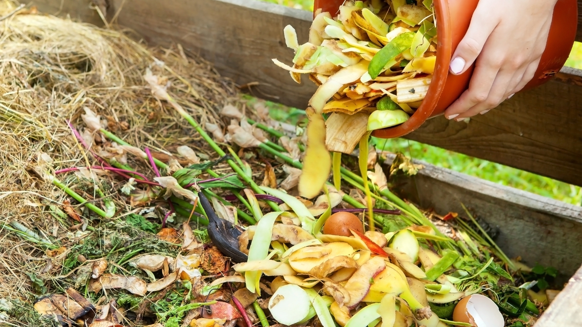 15 Composting Hacks That Work Fast—From Scraps To Soil In Under A Month