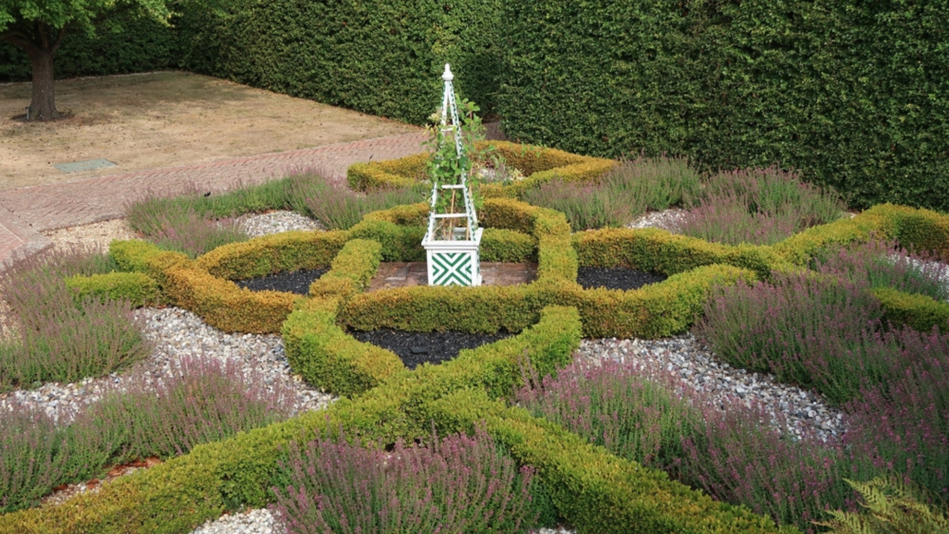 15 Essential Tips For Designing A Knot Garden That’s Both Trendy And Timeless