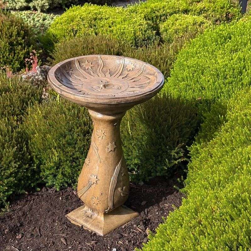Make Concrete Leaf Casting Bird Baths