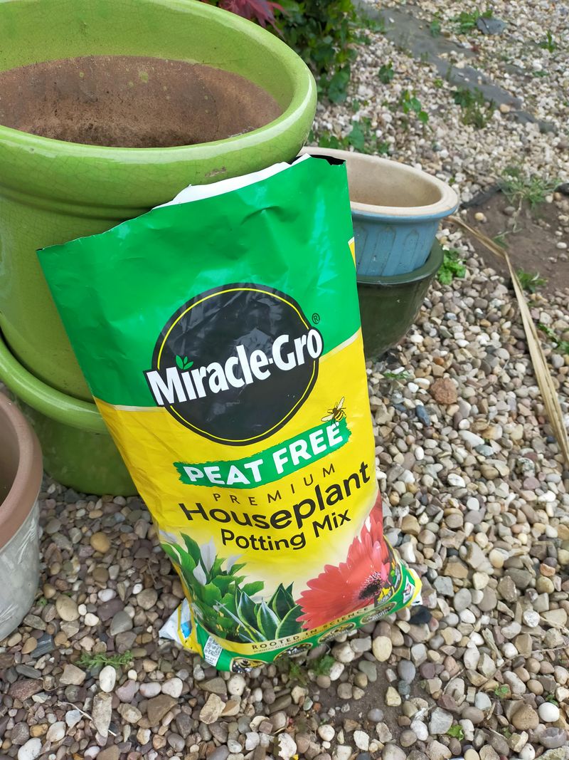 Pre-packaged Potting Mix