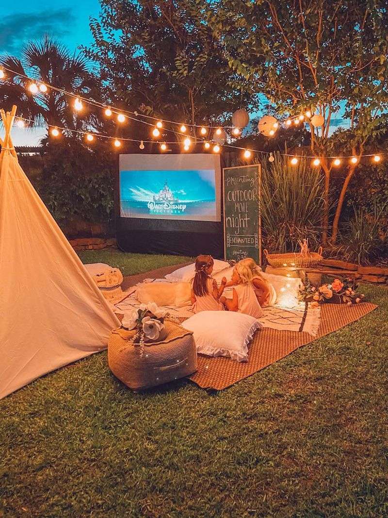 Build a Dramatic Garden Amphitheater