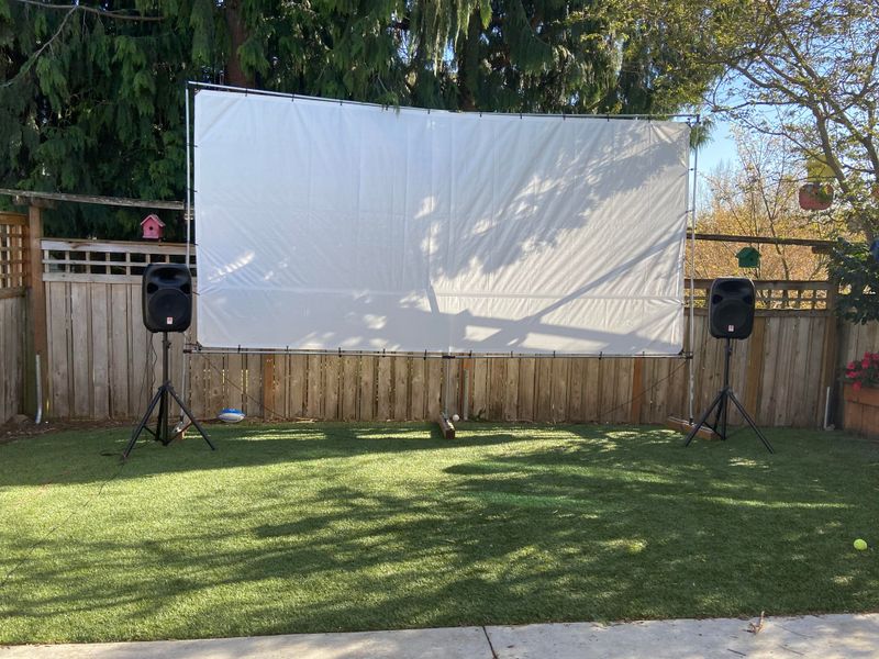 Outdoor Movie Theaters