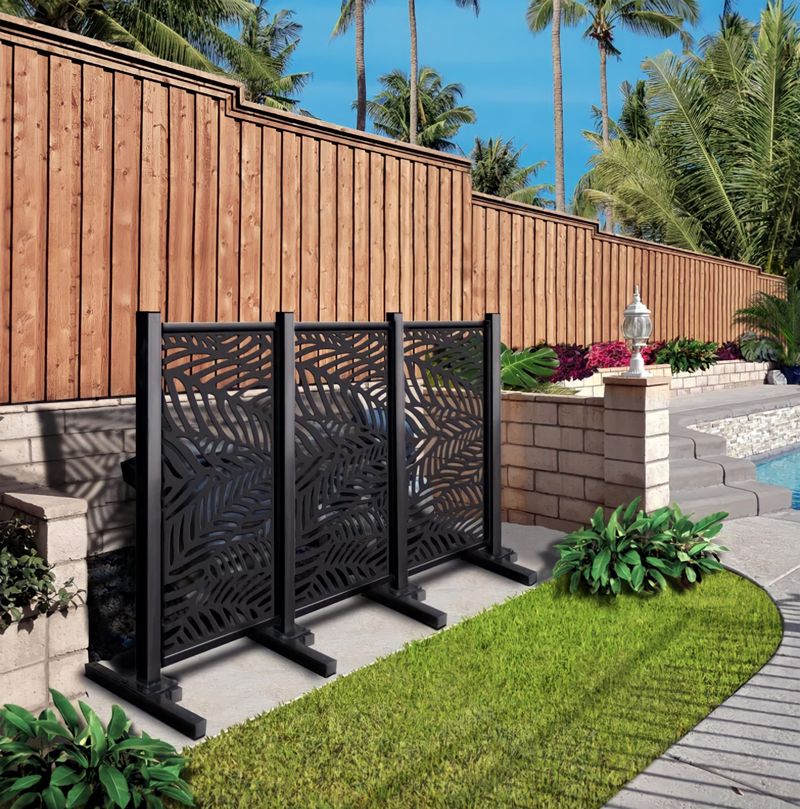 Slatted Privacy Screen