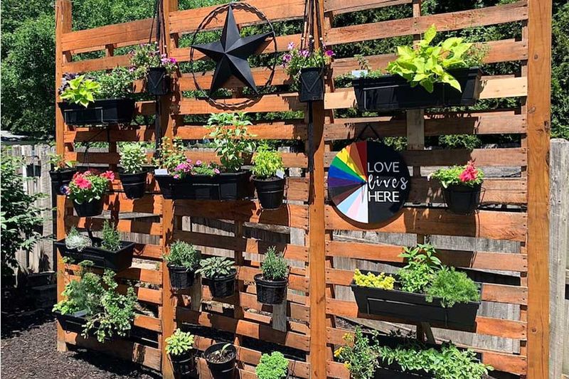 Pallet Planter Wall