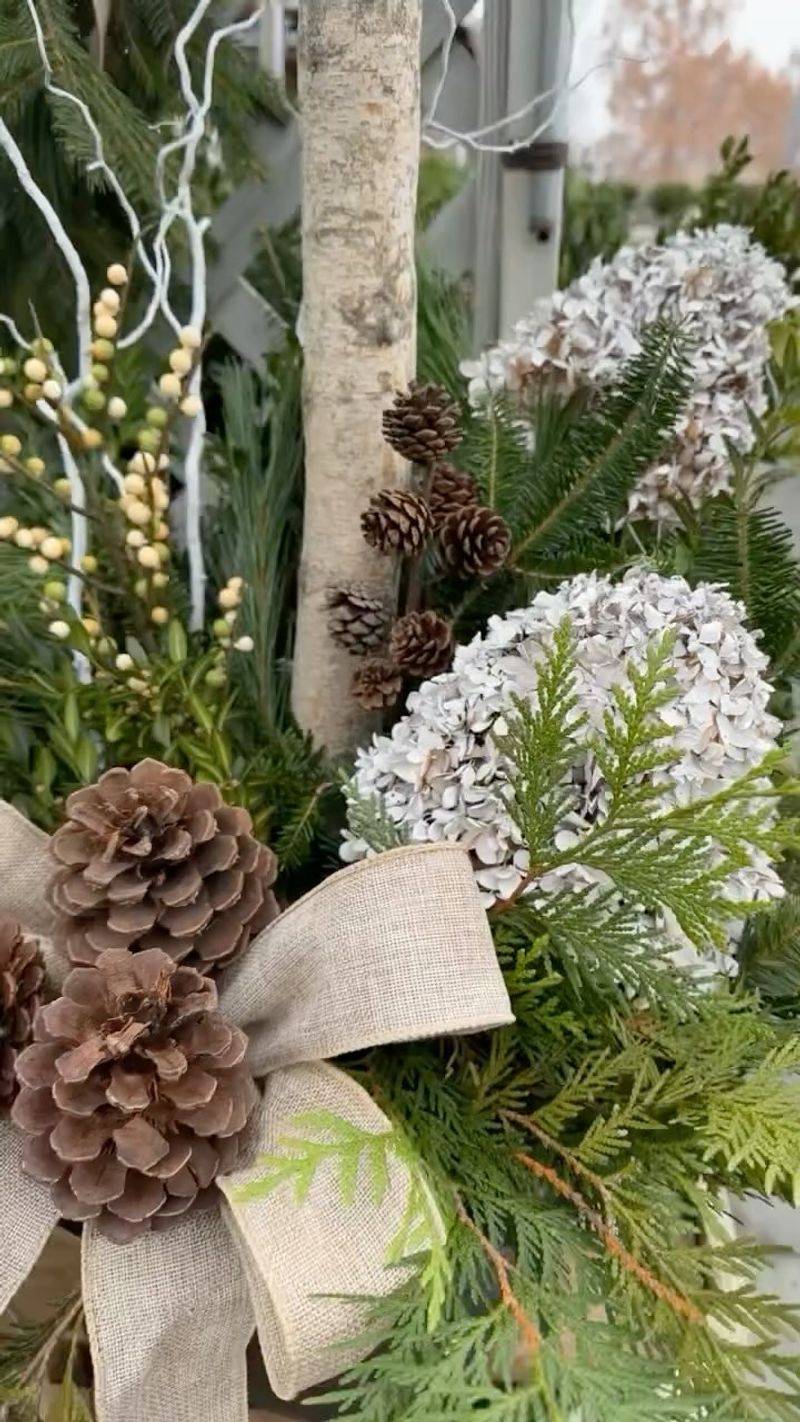 Creates Seasonal Decorations