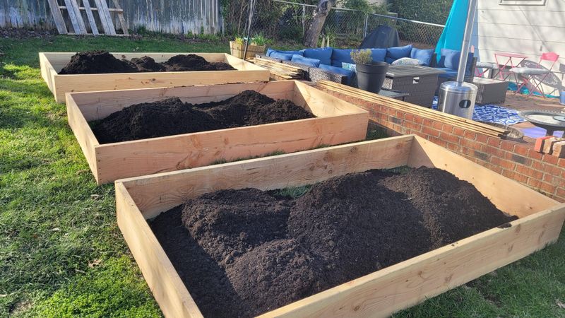 Bagged Potting Soil Only