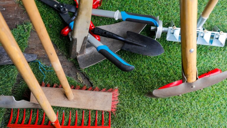 gardening tools