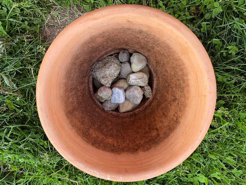 16. Adding Pebbles At The Bottom
