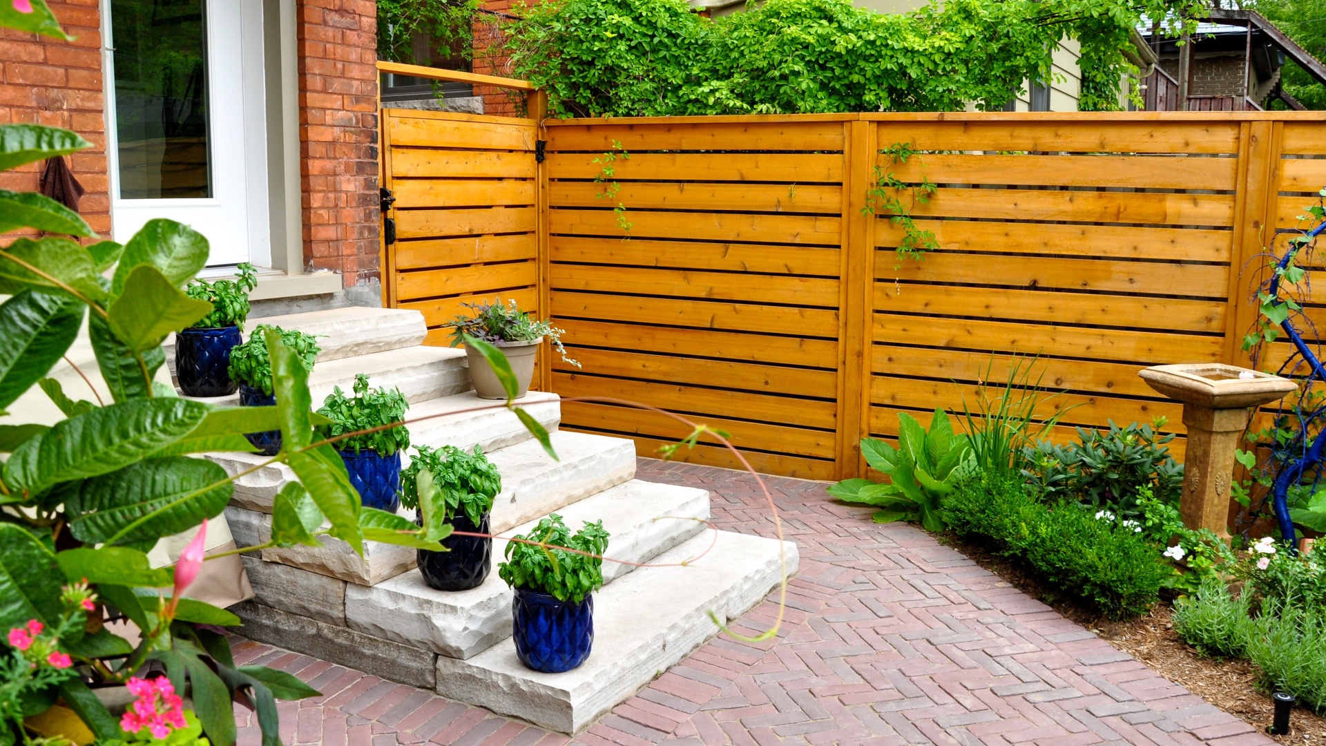 horizontal fence
