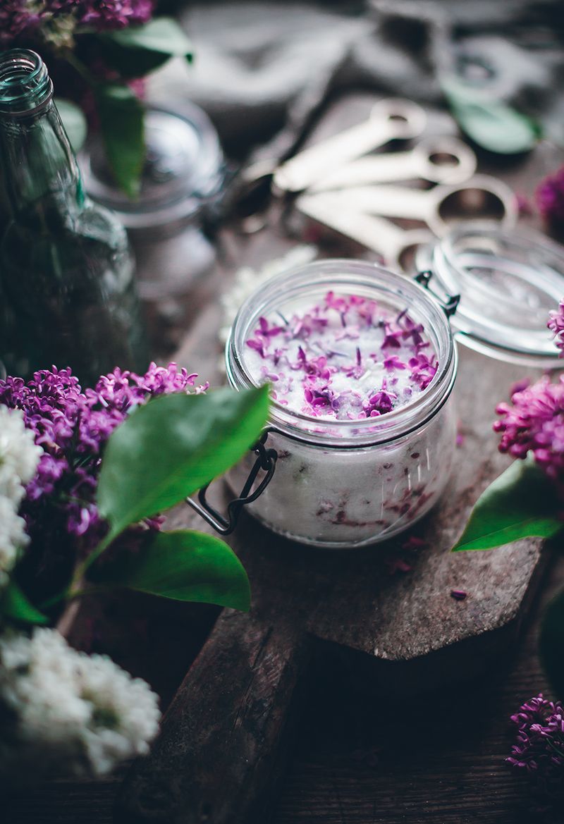8. Lilac-Infused Sugar