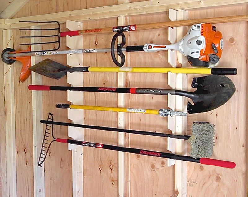 Hanging Gutter Tool Catchers