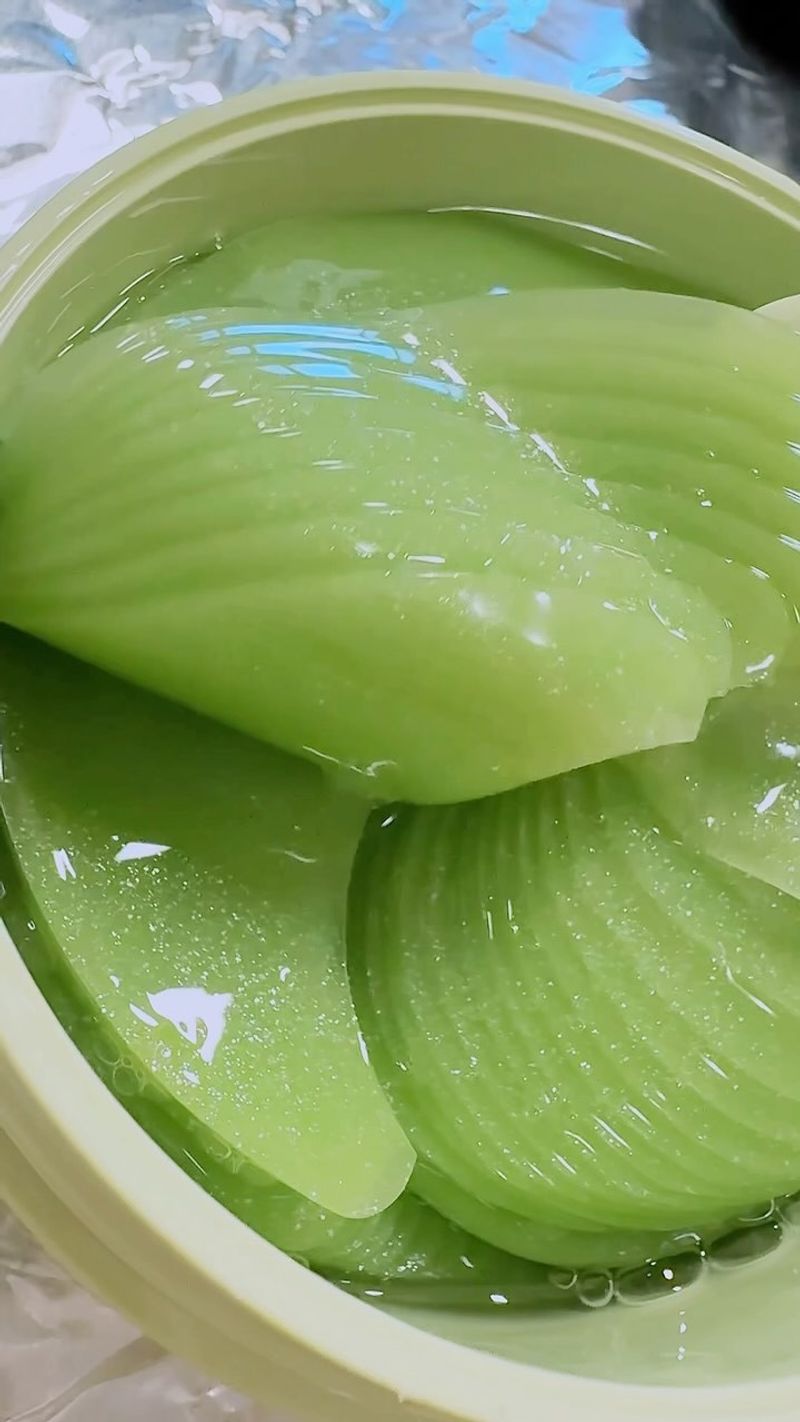 Soothing Eye Treatment