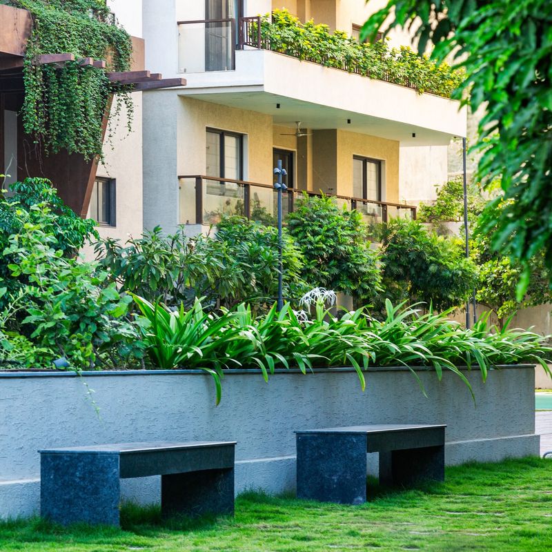 Urban Townhouses With Vertical Gardens