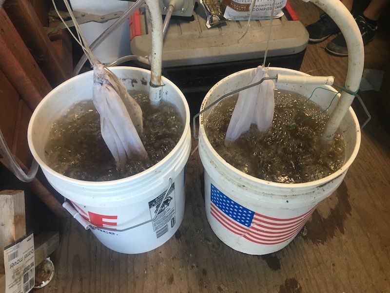 Suspend the Compost Bag