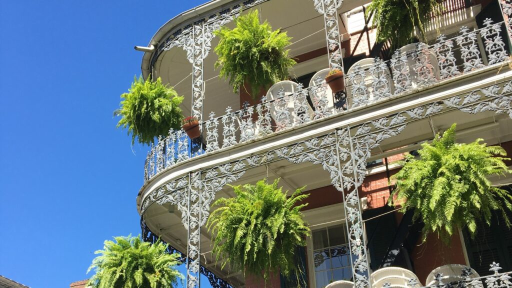 planters hanging