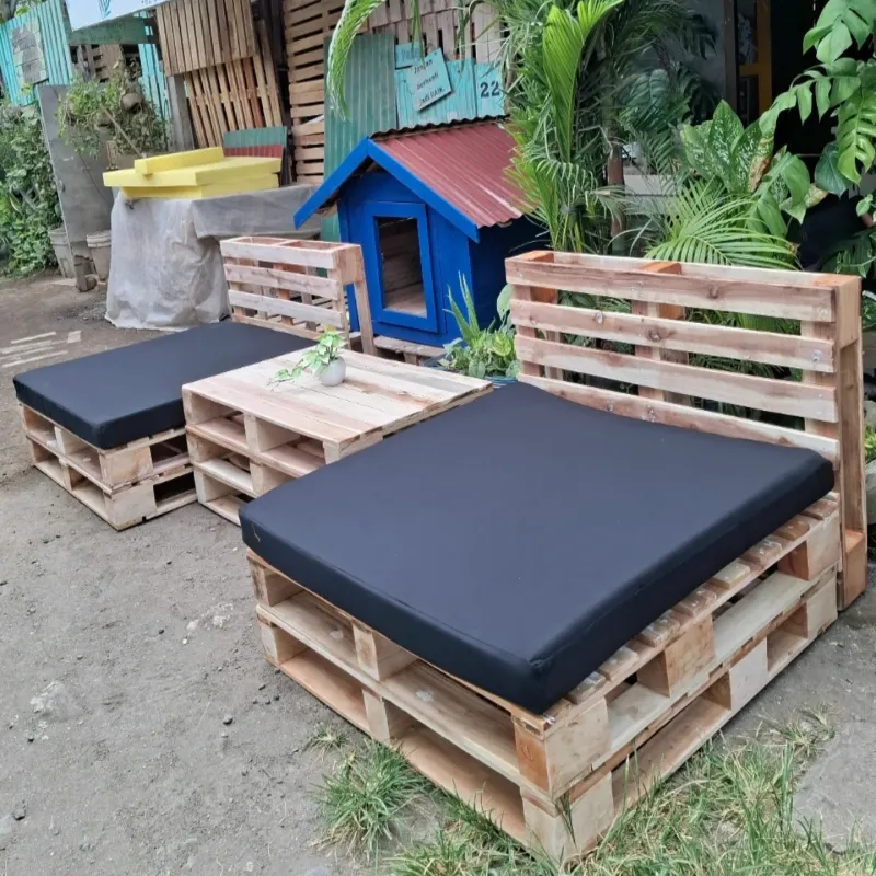 Pallet Daybed