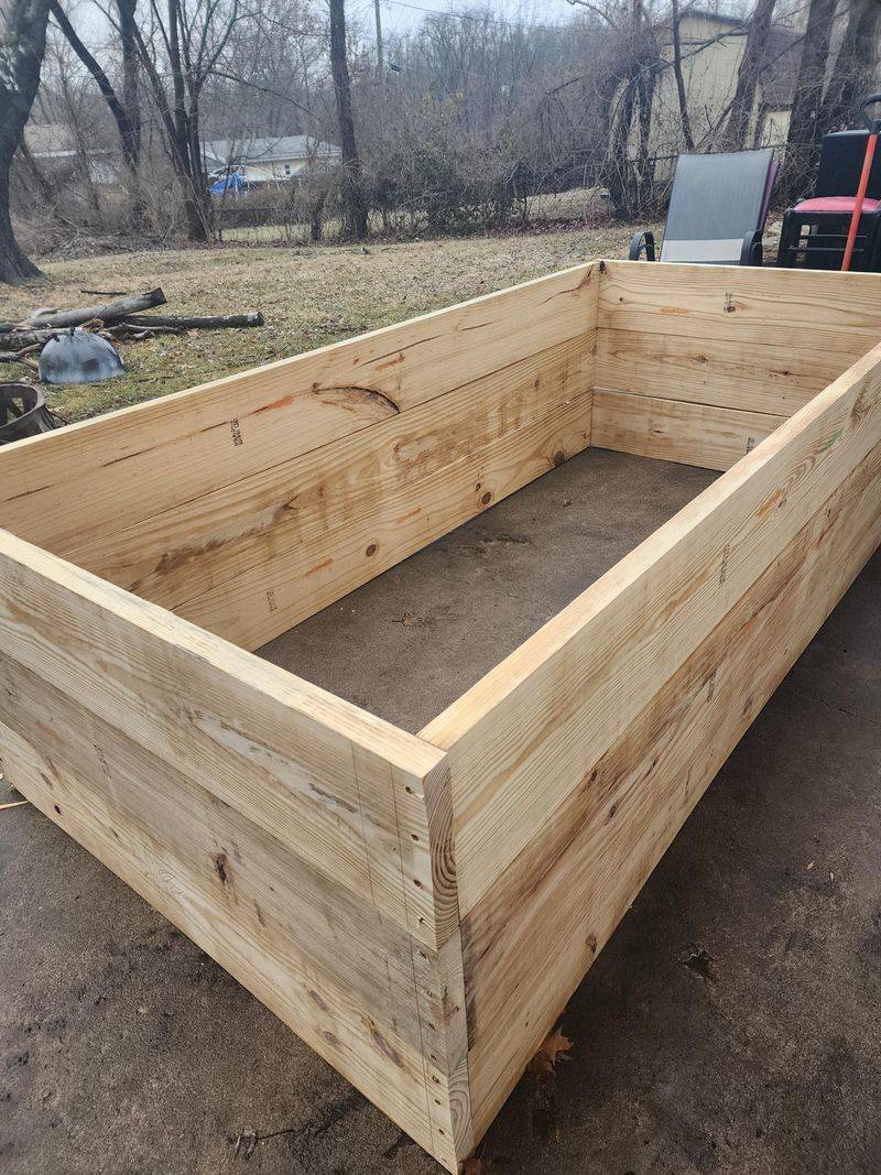 Add Mid-Height Support Stakes
