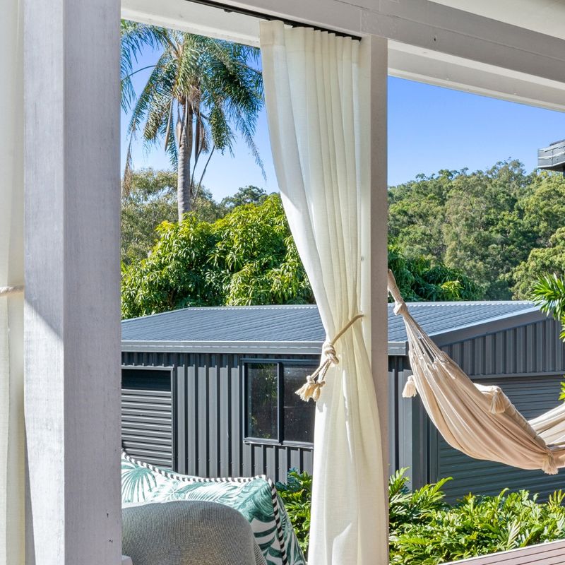 Outdoor Curtain Pods