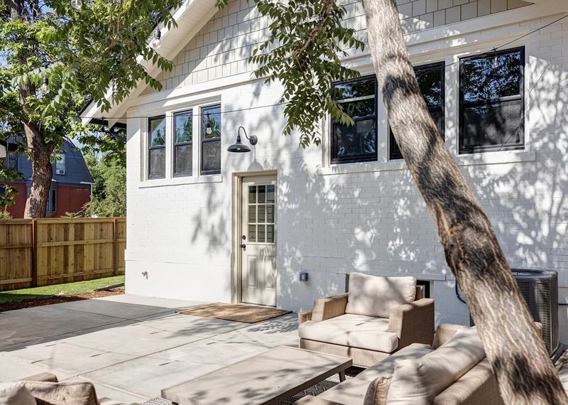 Never: Exposed Utility Items
