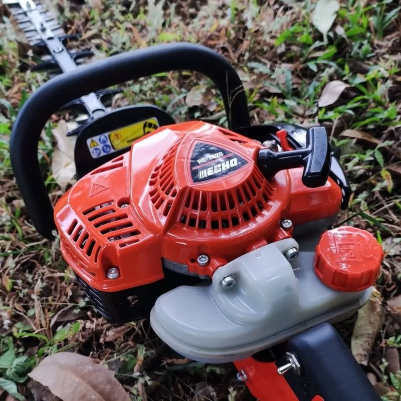 Gas-Powered Hedge Trimmers