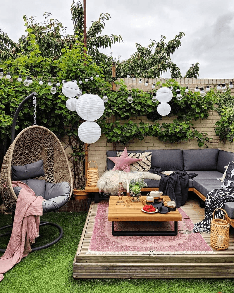 Outdoor Reading Nook