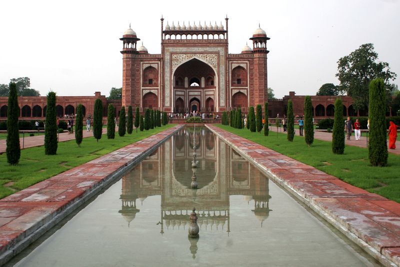 Indian Mughal Gardens - Symmetrical Splendor
