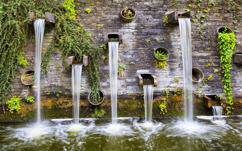 Vertical Water Wall