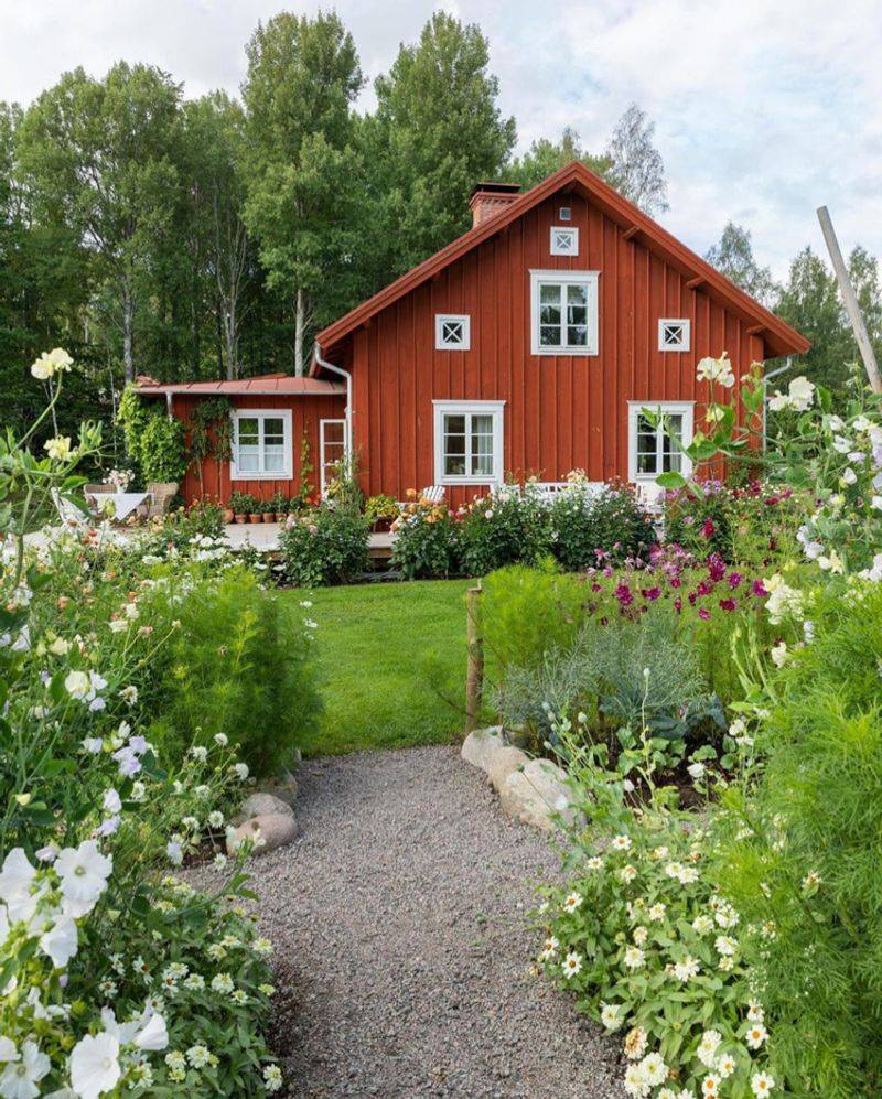 Swedish Cottage Gardens - Scandinavian Simplicity