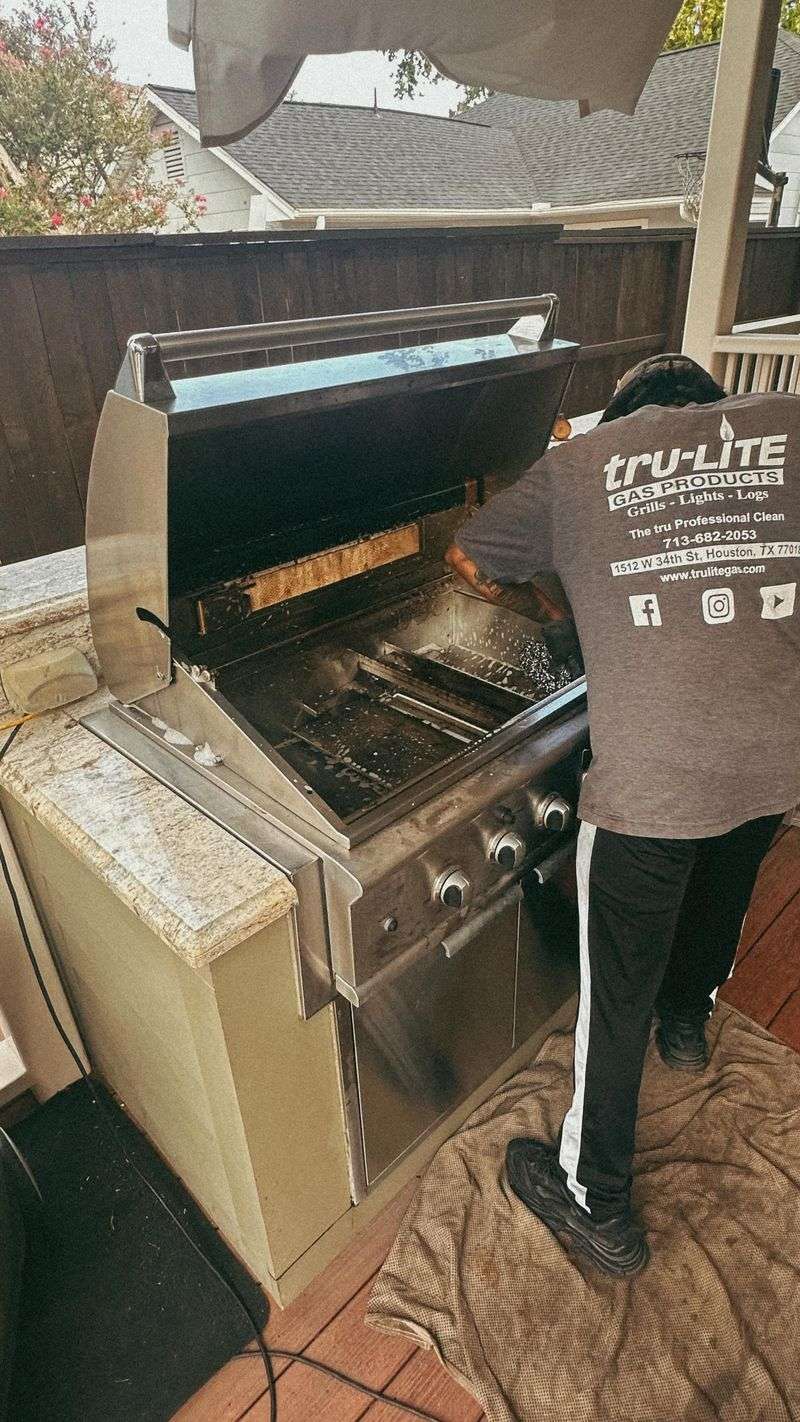 Maintain A Clean Grill