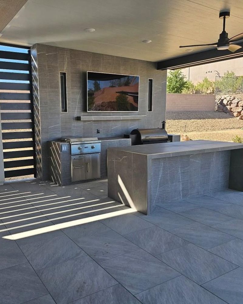 Skip: Massive Outdoor TVs