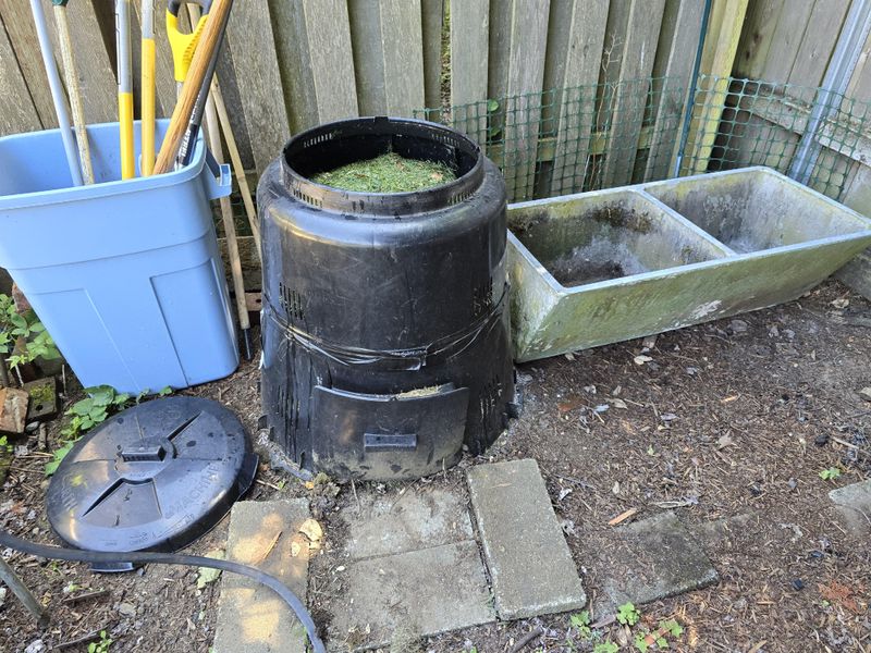 Seal Compost Bins Securely