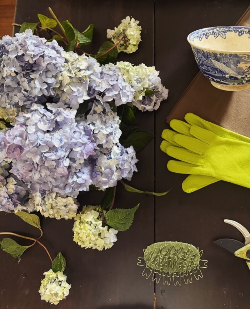 Cutting for Indoor Displays